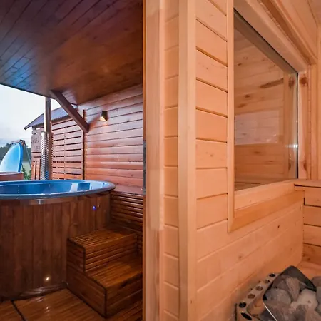 Zacisze W Ogrodku Dom Z Balia I Sauna فيلة