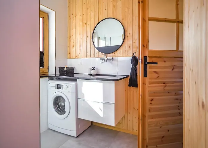 Вилла Zacisze W Ogrodku Dom Z Balia I Sauna Ogrodek